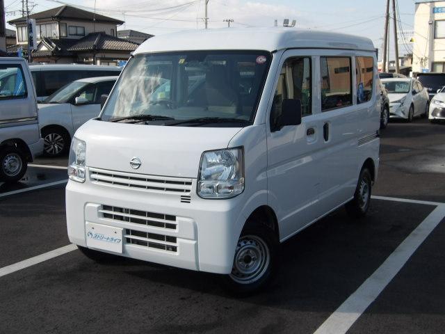 日産 ＮＶ１００クリッパーバン ＤＸ　エマージェンシーブレーキパッケージ　４ＷＤ／バックカメラ／ドライブレコーダー／ナビ（ＣＮ－ＢＲ３００Ｂ）／ヘッドライトレベライザー／衝突被害軽減ブレーキ