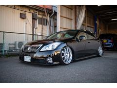 クラウン ロイヤルサルーンG バックモニター Bluetooth ナビ ETC デュアルエアコン キーレスエントリー カスタム 社外エアサス タイヤ ホイール 中古車画像