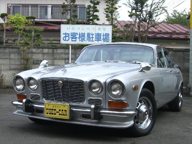 XJ-6 左ハンドル オートマチックAT シルバー(1枚目)