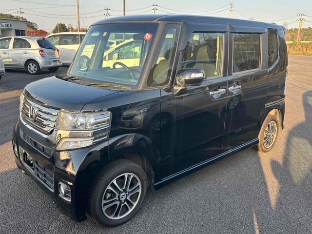 Ｇ　ＳＳパッケージ　４ＷＤ　両側電動スライドドア　ナビ　ＴＶ　オートライト　ＨＩＤ　スマートキー　アイドリングストップ　電動格納ミラー　ベンチシート　ＣＶＴ　盗難防止システム　ＡＢＳ　ＥＳＣ　ＣＤ　ＤＶＤ再生　ＵＳＢ