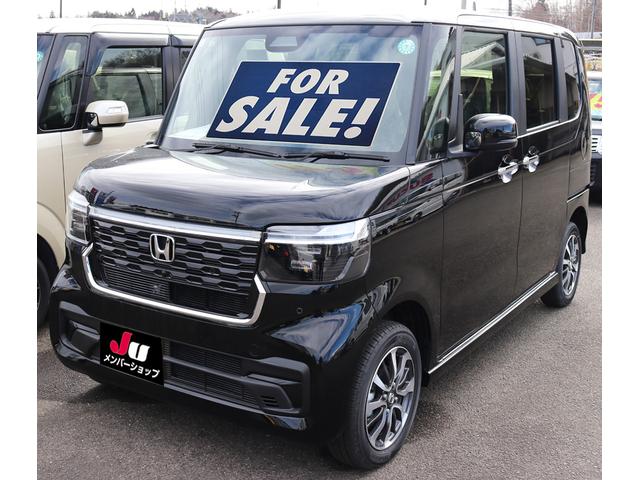 ホンダ Ｎ−ＢＯＸカスタム 　４ＷＤ　左リヤパワースライドドア　スマートキー