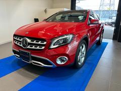 メルセデス・ベンツ　ＧＬＡクラス　ＧＬＡ２２０　４マチック　プレミアムＰＫ　レーダーＰＫ