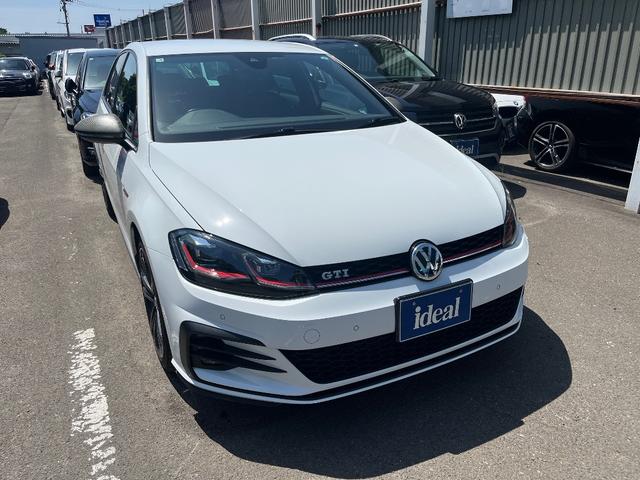 ゴルフＧＴＩ(フォルクスワーゲン) ダイナミック　特別仕様車　デジタルメーター　純正ナビ　ＬＥＤライト　ＡＣＣ　バックカメラ　バックソナー　ＥＴＣ２．０　純正１８インチＡＷ 中古車画像