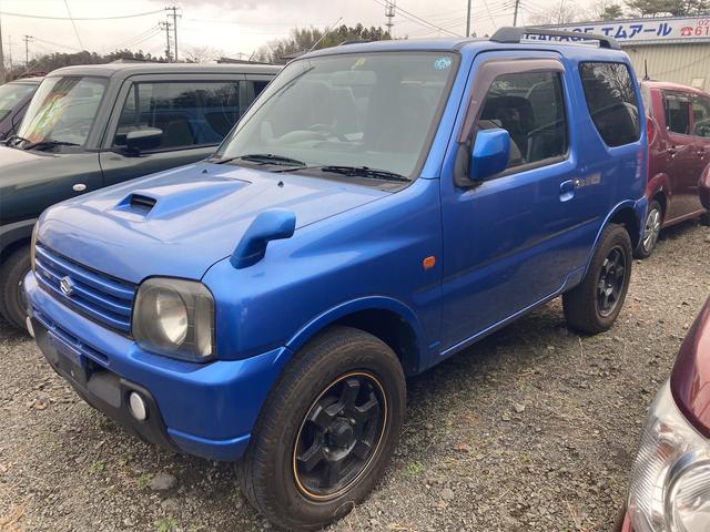 　４ＷＤ　電動格納ミラー　ＡＴ　ＣＤ　ルーフレール　アルミホイール　エアコン