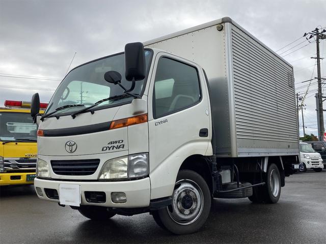 トヨタ ダイナトラック 　４ＷＤ　ＭＴ　後輪ダブル