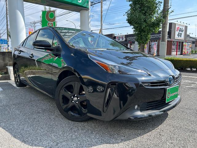 素敵なカーライフを!オススメの1台! LEDヘッドランプ CVT シートヒーター スマートキー USB ABS