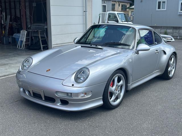 ポルシェ ９１１ ９９３カレラ４Ｓウィング　４ＷＤ　左ハンドル　ＥＴＣ　ＭＴ　キーレスエントリー　アルミホイール　ＡＢＳ　エアコン　パワーステアリング　パワーウィンドウ