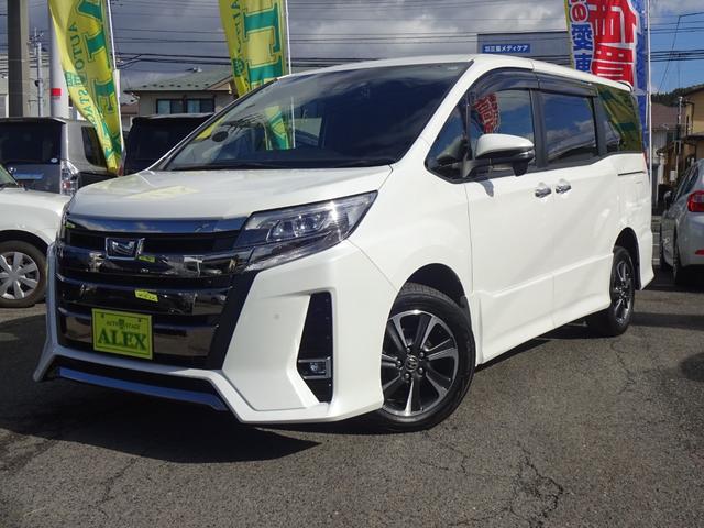 ノア(トヨタ) Ｓｉ　ダブルバイビーＩＩ　４ＷＤ／アルパイン９インチナビ／フルセグテレビ／バックモニター／両側電動スライドドア／セーフティーセンス／ドラレコ／ＥＴＣ／純正アルミホイール／フォグランプ／ハーフレザーシート／ＬＥＤヘットライト 中古車画像