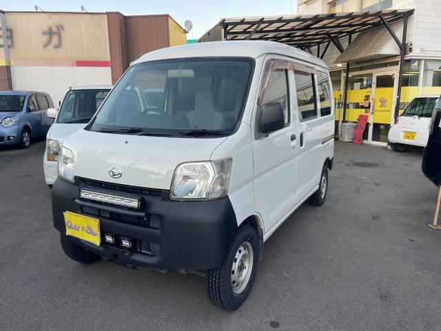 ボタンひとつで楽々開閉！便利なキーレスエントリー♪ ４ＷＤ！新品スタッドレス！フォグ！キーレス！両側スライド！集中ドアロック