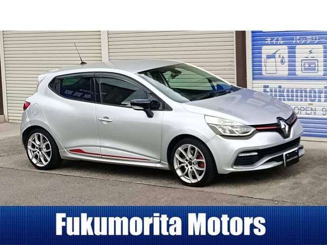 ルーテシア(ルノー) ルノースポール　シャシースポール　ＥＴＣ　Ｂｌｕｅｔｏｏｔｈ　冬タイヤ装着車　夏タイヤ付き　現車確認限定　Aftermarketナビ　フルセグＴＶ　ＣＤ／ＤＶＤ　Ｂｌｕｅｔｏｏｔｈ　ＦＭ／ＡＭ 中古車画像