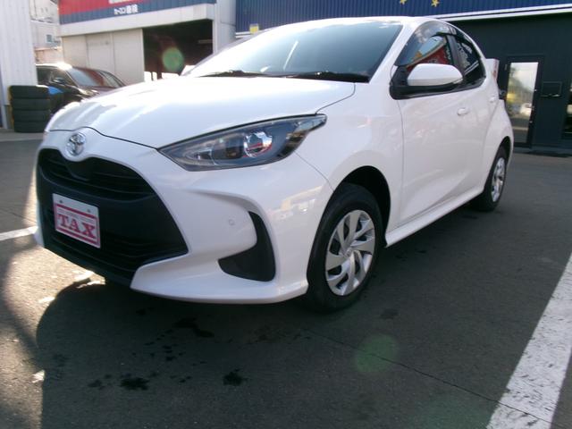 トヨタ　ヤリス　入荷しました。 人気の車種ですのでお早めにお問合せ下さい。