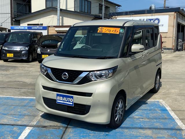 Ｘ　４ＷＤ　関東使用車　寒冷地仕様　アラウンドビューモニター　左側パワースライドドア　エマージェンシーブレーキ　シートヒーター　クリアランスソナー　ＥＴＣ