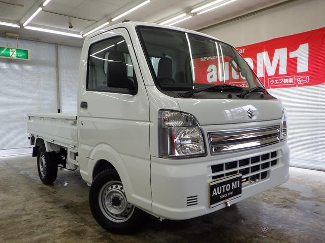 KCエアコン・パワステ 4WD スズキセーフティサポート装着 5MT 運転席&助手席エアバッグ ABS 横滑り防止 アクセサリーソケット スピーカー内臓AM/FMラジオ ライトレベライザー オートライト 届出済未使用車(1枚目)