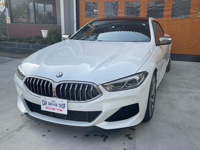 Ｍ８５０ｉ　ｘＤｒｉｖｅ　グランクーペ　ワンオーナー／４ＷＤ／Ｂｏｗｅｒｓ＆Ｗｉｌｋｉｎｓスピーカー／サンルーフ／禁煙車／ガレージ保管／茶革／全周囲カメラ