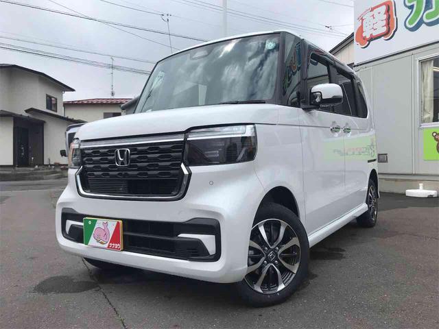 ベースグレード　４ＷＤ　バックカメラ　両側スライド・片側電動　クリアランスソナー　オートクルーズコントロール　オートライト　スマートキー　アイドリングストップ　電動格納ミラー　ベンチシート　ＣＶＴ　ＥＳＣ　ＵＳＢ