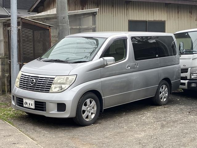 日産 エルグランド Ｖ　４ＷＤ