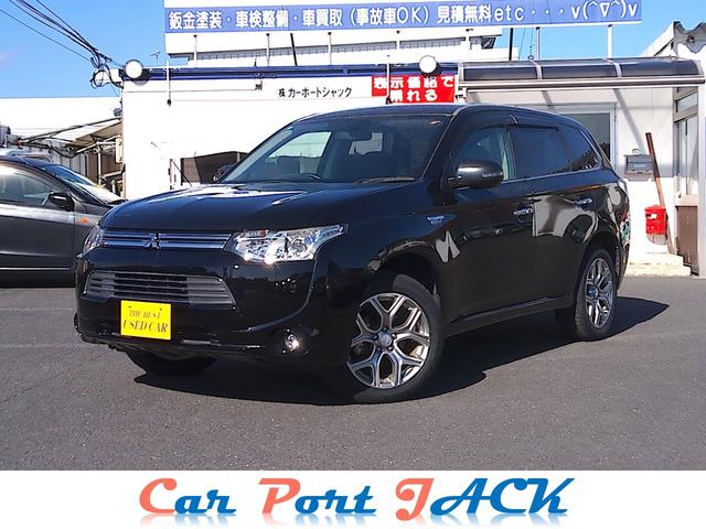 アウトランダーＰＨＥＶ(三菱) Ｇプレミアムパッケージ　衝突軽減システム　レーンアシスト　４ＷＤ　新品夏タイヤ　ナビ　ＴＶ　Ｂｌｕｅｔｏｏｔｈ　ＥＴＣ　バック・サイドカメラ　クルコン　パワーバックドア　シートヒーター　パワーシート　ＨＩＤ　フォグランプ 中古車画像