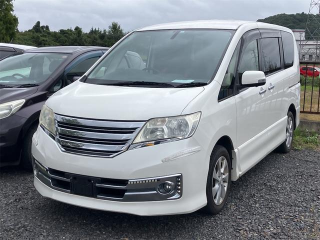 セレナ 　ＥＴＣ　ナビ　オートクルーズコントロール　両側電動スライドドア　スマートキー　電動格納ミラー　ＣＶＴ　アルミホイール　ミュージックプレイヤー接続可　盗難防止システム　衝突安全ボディ　ＡＢＳ　ＥＳＣ（1枚目）