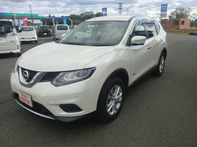 エクストレイル（日産）２０Ｘ　ハイブリッド　エマージェンシーブレーキＰ　４ＷＤ　ＬＥＤヘッドライト　エマージェンシー　寒冷地仕様　オートバックドア　純正ナビ・ＴＶ　アラウンドビューモニター 中古車画像