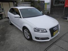 アウディ　Ａ３　スポーツバック１．４ＴＦＳＩ　右ハンドル　ディーラー車　ナビＴＶ