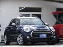 carPhoto