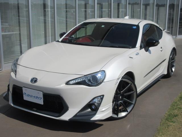 トヨタ ８６ ＧＴリミテッド　ターボ　６速ＭＴ車　純正ナビ