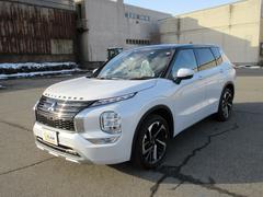 三菱　アウトランダーＰＨＥＶ　Ｐ　４ＷＤ　ＡＣ１００Ｖ電源（１５００Ｗ）　ナビ