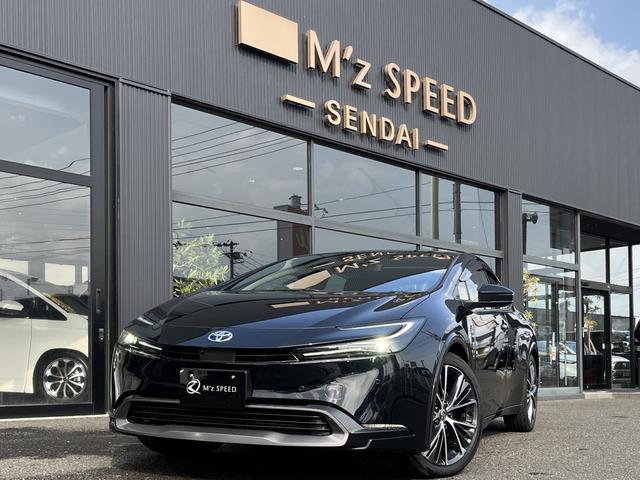 プリウス（トヨタ）Ｚ　４ＷＤ　Ｅ−Ｆｏｕｒ　パノラマルーフ　パノラミックビューモニター　デジタルインナーミラー　前後方録画機能　トヨタチームメイトアドバンストパーク　ブラインドスポットモニター　寒冷地仕様 中古車画像