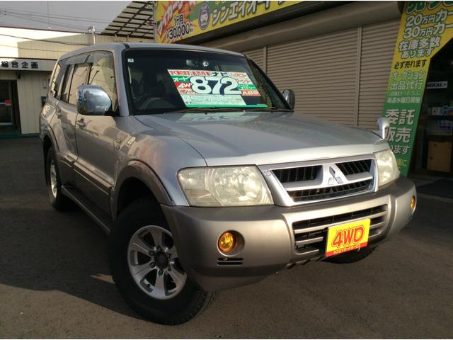 三菱 パジェロ ロング　エクシード　オートマ４ＷＤ・ガソリン車・３列シート７人乗り・走行１１１０００ＫＭ・ＷＡＣ・ＰＳ・ＰＷ・ＡＢＳ・エアＢ・純正ナビ・バックカメラ・ＥＴＣ・ドラレコ・外１６インチ・スタットレスタイヤ装着