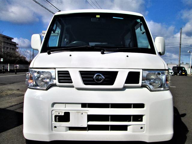 日産 NV100クリッパーバン