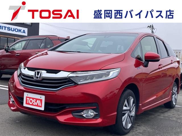 シャトル(ホンダ) 　４ＷＤ　ワンオーナー　追突防止装置　Ｇａｔｈｅｒｓワンセグメモリーナビ　Ｂｌｕｔｅｔｏｏｔｈ接続　バックカメラ　ＥＴＣ　ワイパーデアイサー　ＬＥＤオートライト　クルーズコントロール　横滑り防止装置 中古車画像