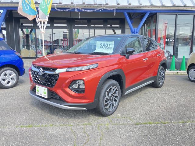 ベースグレード　４ＷＤ　全周囲カメラ　クリアランスソナー　オートクルーズコントロール　レーンアシスト　衝突被害軽減システム　ナビ　ＴＶ　ＬＥＤヘッドランプ　アルミホイール　スマートキー　アイドリングストップ