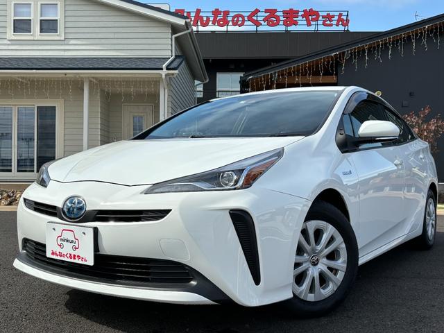 トヨタ プリウス Ｓ　★車検費用込み支払総額　１，６９０，０００円★　社外ＳＤナビ！セーフティーセンス！レーダークルコン！ＬＥＤヘッドライト！夏タイヤ新品！ビルトインＥＴＣ！レーンキーピング！ふらつき検知！安心１年保証付！