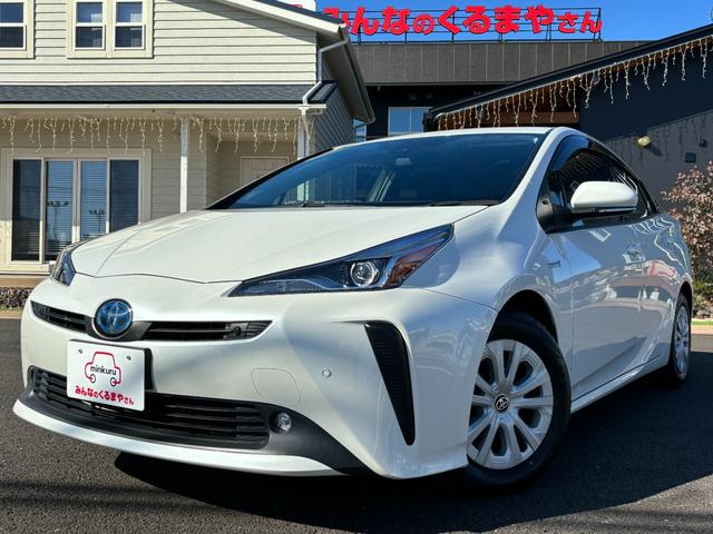 プリウス Ｓ　★車検費用込み支払総額　１，６３０，０００円★　外装内装の状態の良さに自信あり♪　セーフティセンス！レーダークルコン！前後コーナーセンサー！夏Ｔ新品！冬タイヤ付！ＢＴ接続！禁煙！１年保証！（1枚目）