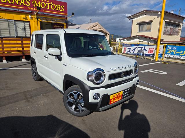 ハイブリッドＸターボ　４ＷＤ　ＡＢＳ　プッシュスタート　横滑り防止装置　衝突軽減システム　シートヒーター　オートライト　スマートキー　衝突安全ボディ　ＬＥＤヘッドランプ