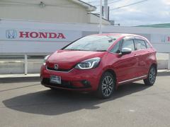 フィット e:HEVリュクス 4WD HondaSENSING 純正ナビ インターナビ対応 純正16インチアルミホイール 障害物センサー リアカメラ LEDヘッドライト Bluetooth接続 CD/DVD再生 ETC 中古車画像