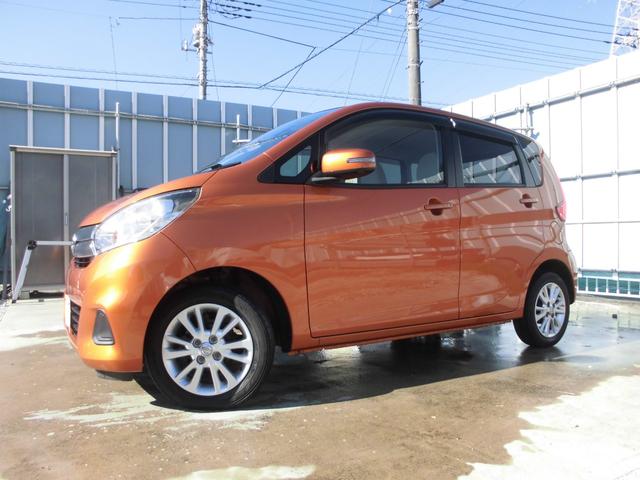 希少４ＷＤ！上級グレードで装備充実しております！ 純正ナビ＆フルセグテレビ　全方位カメラ　ＥＴＣ　インテリジェントキー