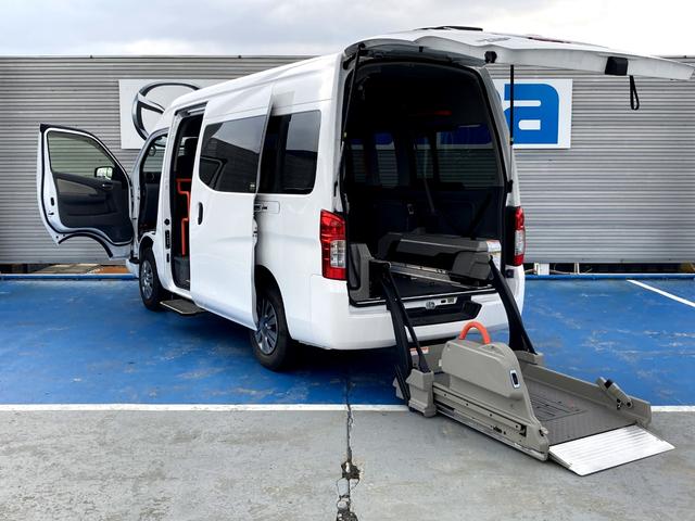 4WD 車いす用固定装置2基 オートステップ 手摺り リモコン付き電動スイングアームリフト キーレス ドライブレコーダー