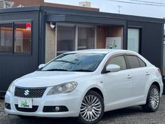 スズキ　キザシ　　４ＷＤ　前後ドライブレコーダー　スマートキー