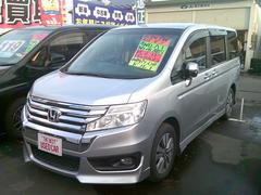 ステップワゴンスパーダ Z 4WD ドライブレコーダー ETC バックカメラ ナビ 両側電動スライドドア HID スマートキー アイドリングストップ 3列シート CVT アルミホイール 盗難防止システム 衝突安全ボディ ABS 中古車画像