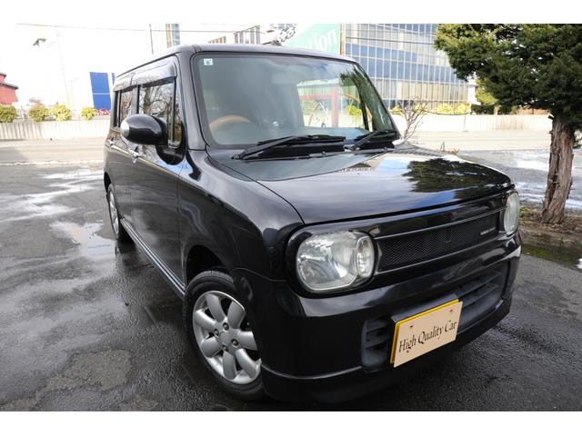 オートローン最大１２０回払いお選びいただけます。 ボディも室内もきれいなお車です。ぜひご来店いただきご覧になってください。