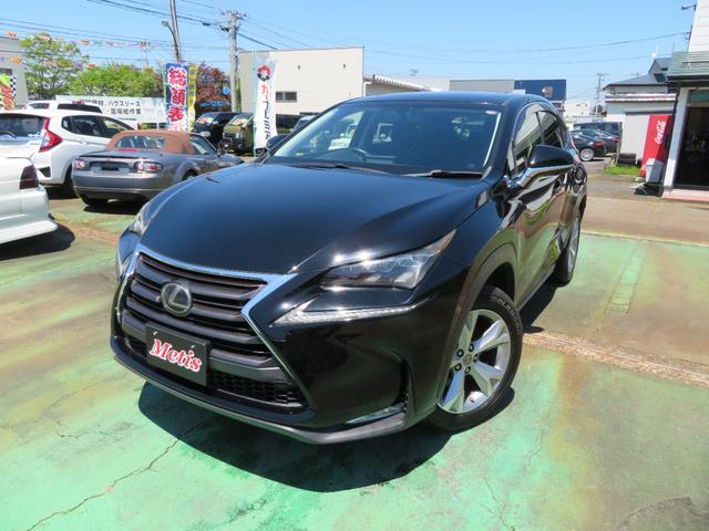 ＮＸ２００ｔ　バージョンＬ　４ＷＤ／三眼ＬＥＤヘッドランプ／純正ナビ／ＤＴＶ／Ｂカメラ／サイドカメラ／本革パワーシート／シートヒーター／シートクーラー／サンルーフ／純正１８ＡＷ／純正一体型エンスタ／クルコン／ＥＴＣ／Ａストップ