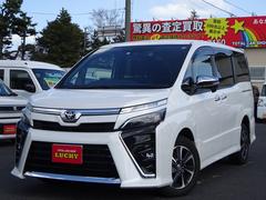 トヨタ　ヴォクシー　ＺＳ　煌ＩＩＩ　４ＷＤ　ナビ