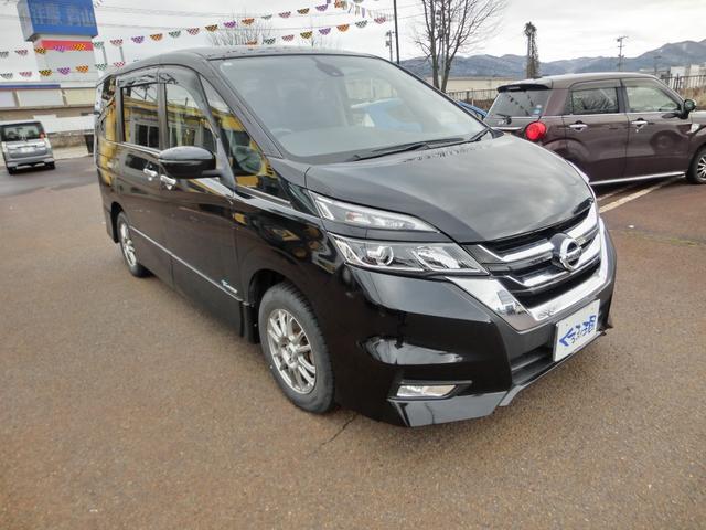 ４ＷＤ・ナビ・ＴＶ・両側パワスラ