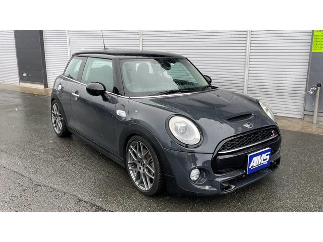 ＭＩＮＩ ＭＩＮＩ クーパーＳ　ペッパーパッケージ　ビルシュタイン車高調　ＡＭＳＥＣＨＳ鍛造ホイール　ＲＥＭＵＳ可変バルブマフラー　ＪＣＷステアリング　ドライビングモード