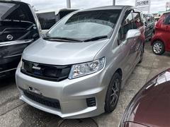 フリードスパイクハイブリッド ハイブリッド バックカメラ ナビ 両側スライド・片側電動 オートクルーズコントロール キーレスエントリー 電動格納ミラー CVT アルミホイール ABS ESC エアコン パワーステアリング パワーウィンドウ 中古車画像