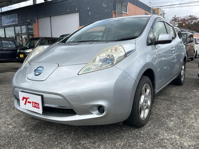 後方確認をサポート!バックカメラ付き! 運転席エアバッグ 助手席エアバッグ サイドエアバッグ