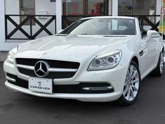 SLK SLK200ブルーエフィシェンシー オープンカー 純正ナビ(Bluetooth&CD,DVD対応) バックモニター ETC クルーズコントロール アダプティブヘッドライト(HID) アダプティブブレーキ シートヒーター エアスカーフ 中古車画像