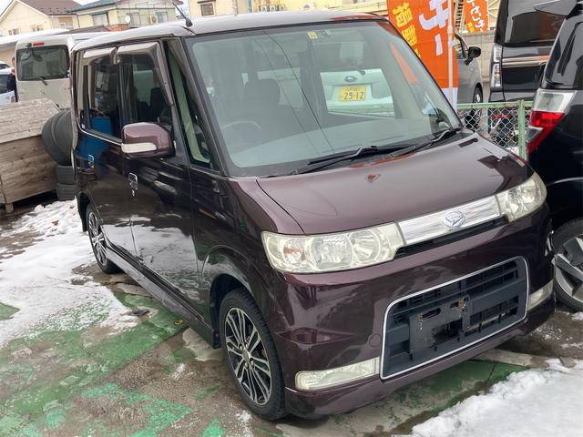 カスタムＸ　４ＷＤ　ＥＴＣ　ＨＩＤ　キーレスエントリー　電動格納ミラー　ベンチシート　ＡＴ　盗難防止システム　ＡＢＳ　ＣＤ　ＭＤ　アルミホイール　衝突安全ボディ　エアコン　パワーステアリング　パワーウィンドウ