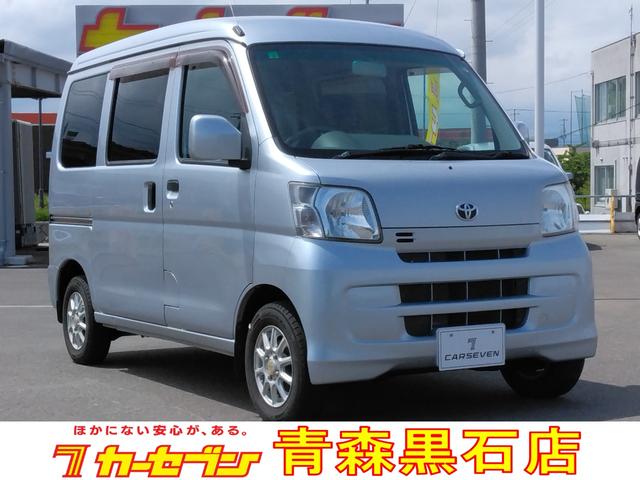 トヨタ ピクシスバン クルーズ　４ＷＤ　ＭＴ　両側スライドドア